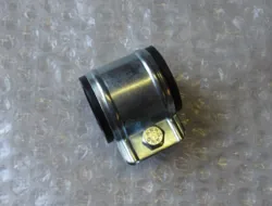 UDSTØDNINGS CLAMP Ø 28/32 MM.