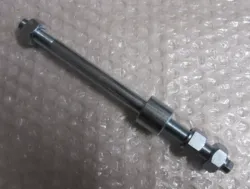 BAGHJULS AKSEL Ø 12 MM., STJERNEFÆLG+FASTE LEJER