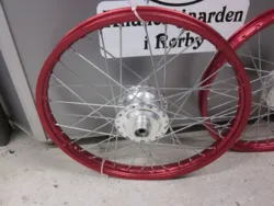EGERHJULSÆT, 17" RØD ELOXERET 17 x 1,20, PUCH MAXI