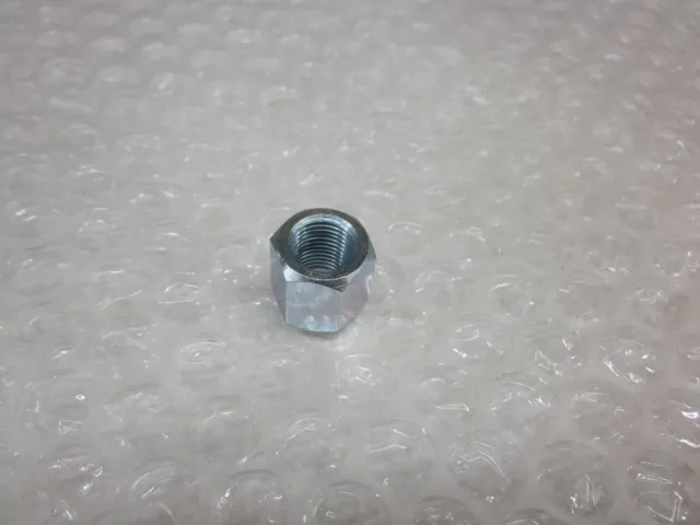 SVINGHJULS MØTRIK M10 X 1 MM. TIL KOKUSAN