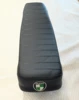 MAXI KL/2  Lang sadel med syet logo